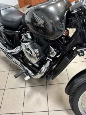 HONDA VT750S