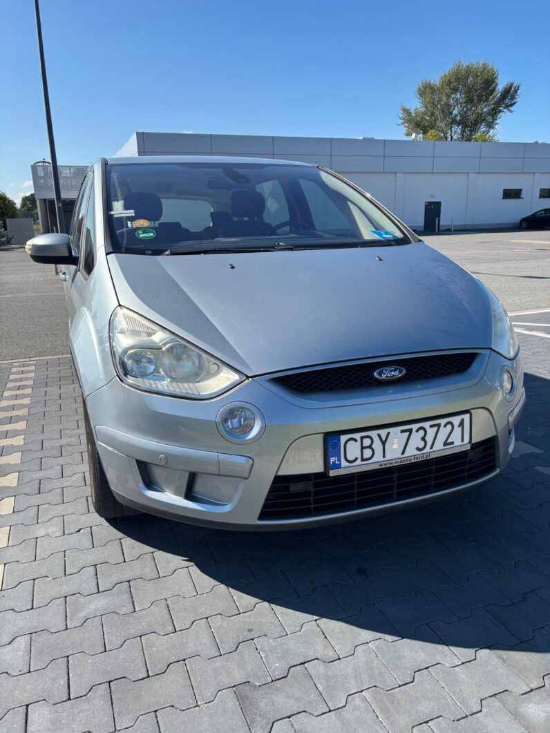 FORD S-MAX 2.0 TDCi 140 KM TITANIUM