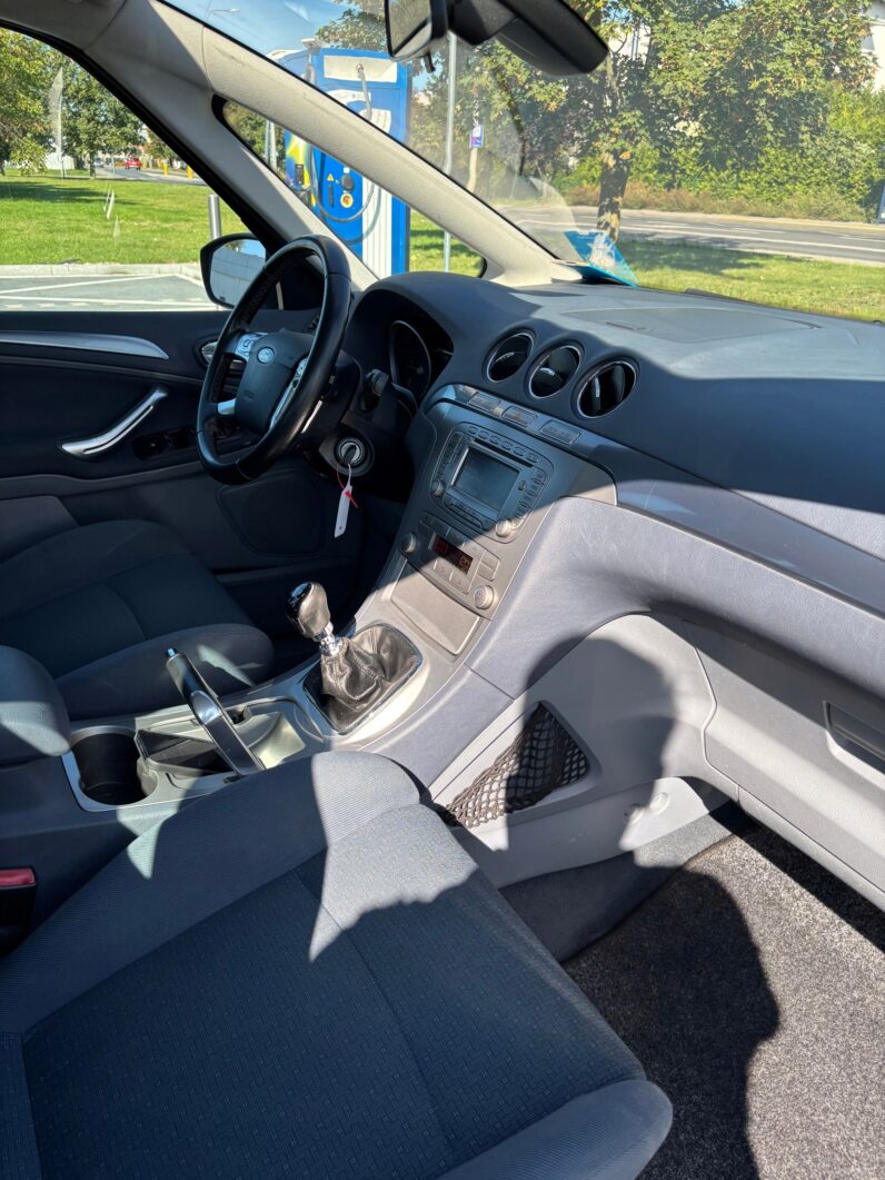 FORD S-MAX 2.0 TDCi 140 KM TITANIUM