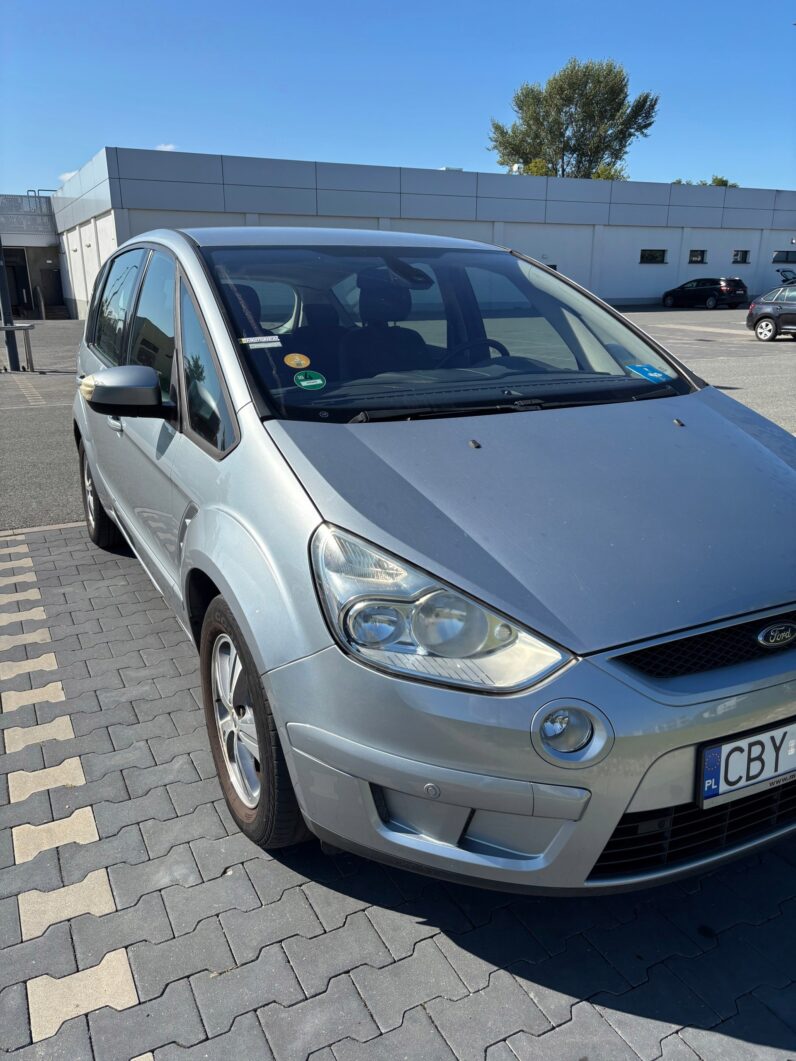 FORD S-MAX 2.0 TDCi 140 KM TITANIUM
